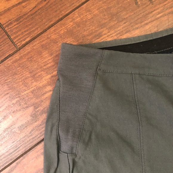 Stretch twill ankle pants - Picture 3 of 7